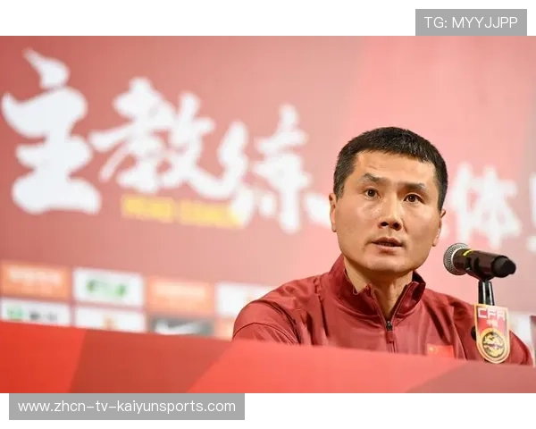 邵佳一考察苏超留洋前锋巴特王子豪,评估世预赛征召 邵佳一考察苏超留洋前锋巴特王子豪,评估世预赛征召